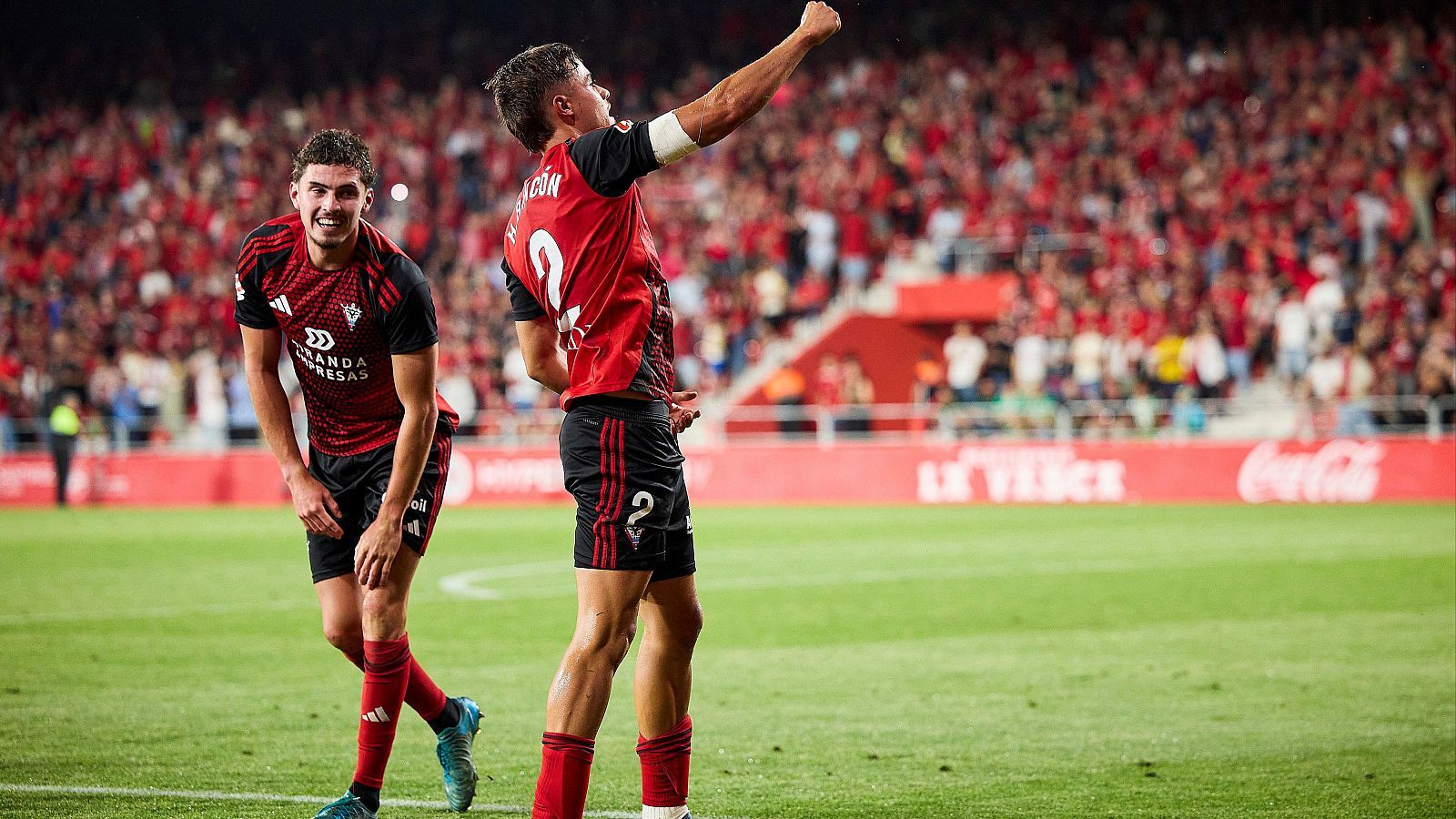 Mirandes make to the final.
